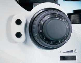DM1000-3000通過(guò)觸摸按鈕改變物鏡.jpg